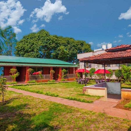 The Oak Woods Hotel Mahābaleshwar Kültér fotó