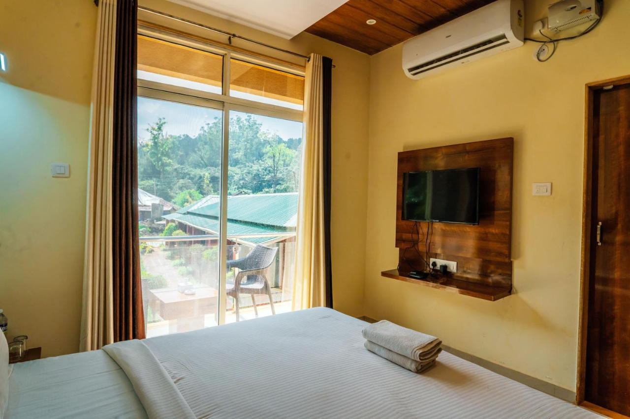The Oak Woods Hotel Mahābaleshwar Kültér fotó