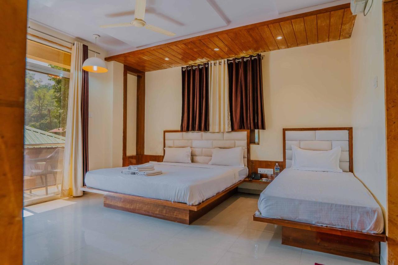 The Oak Woods Hotel Mahābaleshwar Kültér fotó