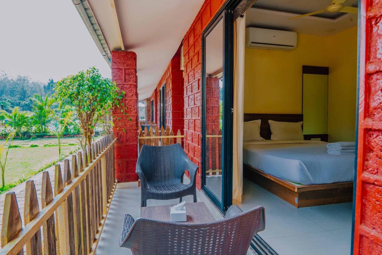 The Oak Woods Hotel Mahābaleshwar Kültér fotó